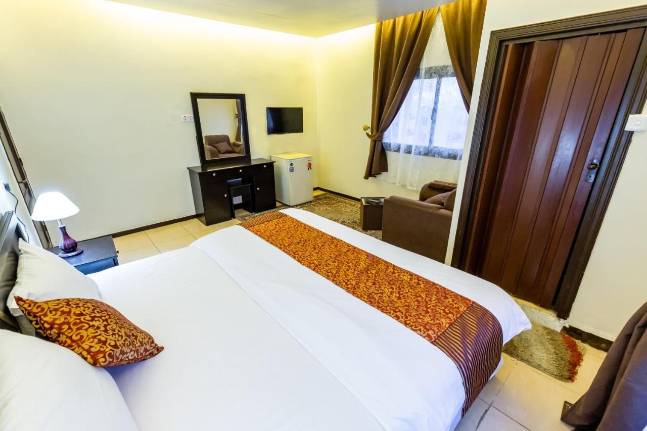 Al Eairy Furnished Apartments- Jeddah 1 Ngoại thất bức ảnh